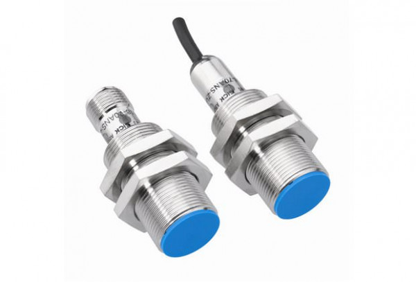 Cylindrical threaded housing, MM18 - MM18-70ANS-ZUK - 1040085
