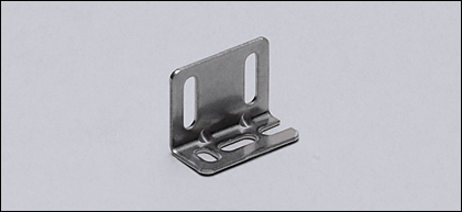 Принадлежности: E21058  ANGLE BRACKET OH