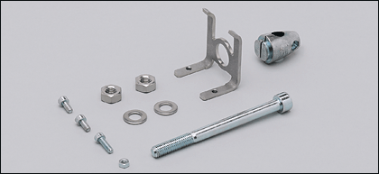 Принадлежности: E21118  O4 MOUNTING BRACKET ROD